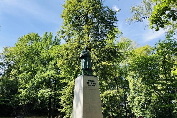 Памятник Виллема Реймана