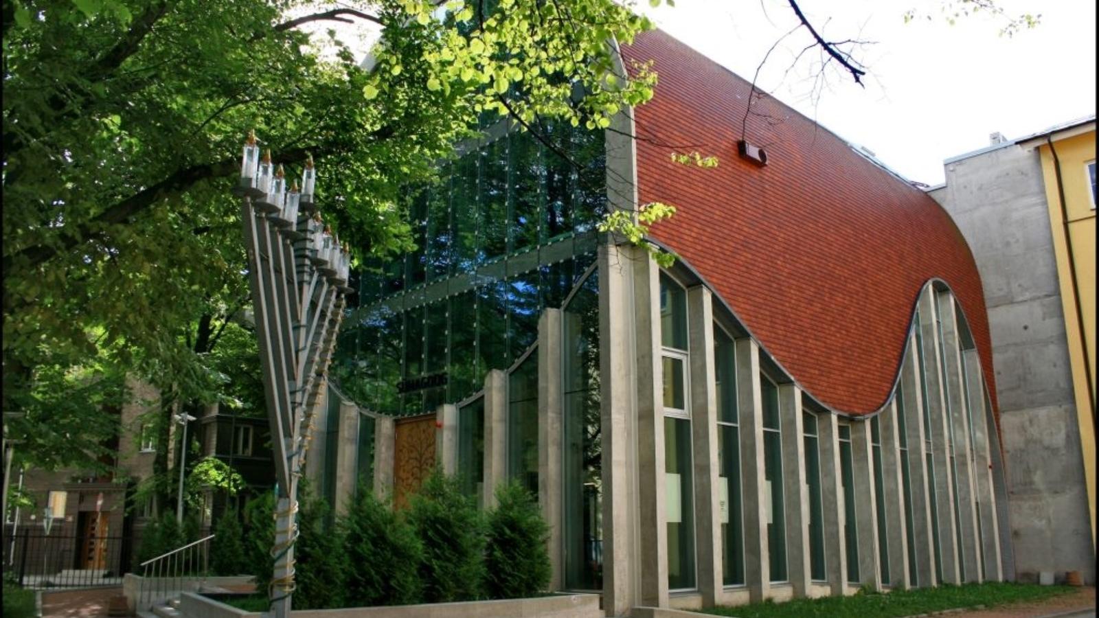 Tallinn Private Highlights Tour & Synagogue visit