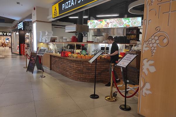 Restaurant "PIZZA / Station"