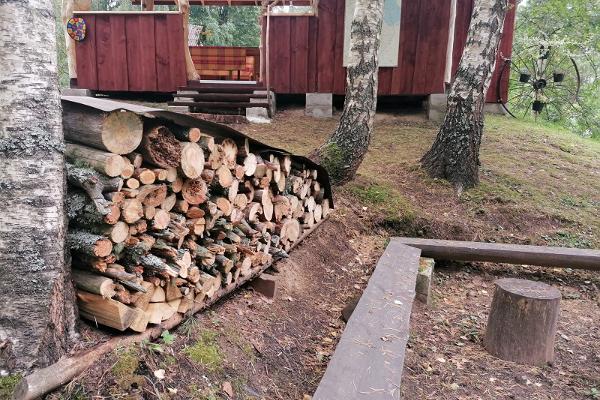 Campinghäuschen auf dem Bauernhof Veelinnu