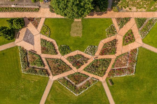 Luunja Rose Garden