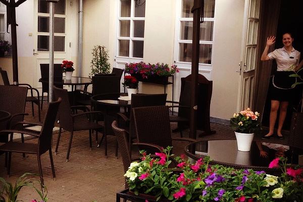 Werner Café, terrace