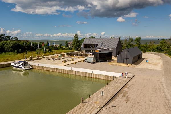 Varbla Semesterbyns hamn