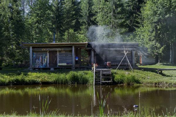 Sauna session in a traditional Old Võromaa smoke sauna at Mooska