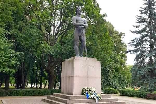 "Kalevipoeg" – Frihetskrigsmonumentet