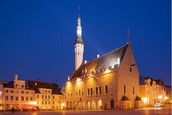 Tallinn legend-tur med besök till Rådhuset