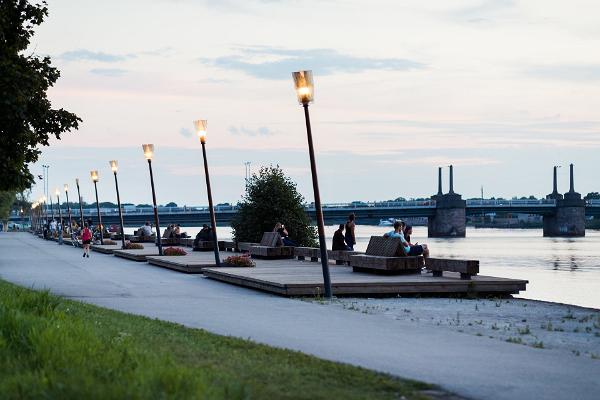 Gesundheitspfad am linken Ufer des Flusses Pärnu, der Jaanson-Pfad