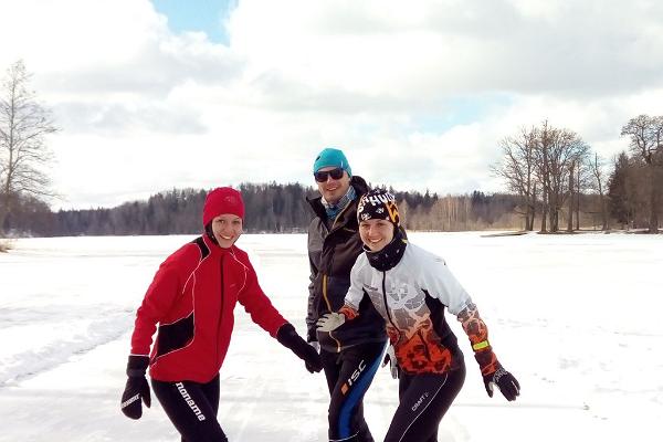 Skating trip in Otepää, on Lake Pühajärv