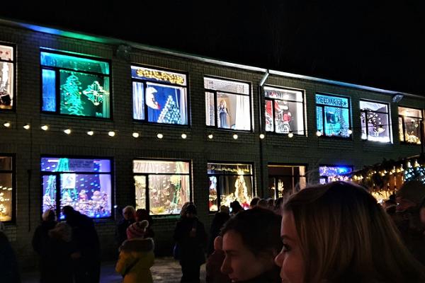 Christmas windows in Väätsa