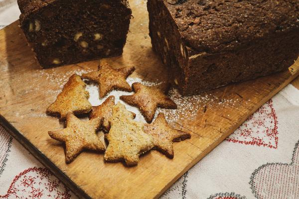 Медовое пряное печенье и рождественский хлеб в булочной Rosiine Leivad