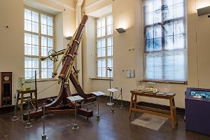 Teleskopen som tillhör Tartu stjärntorns permanenta exposition