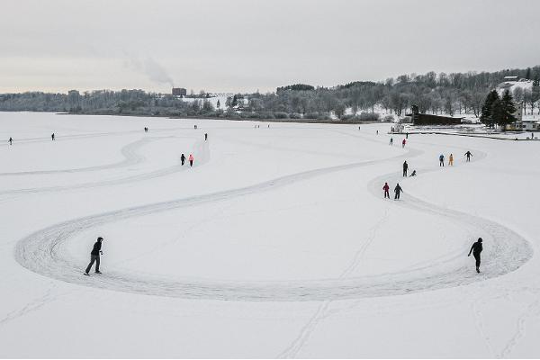 Lake Viljandi natural ice rink