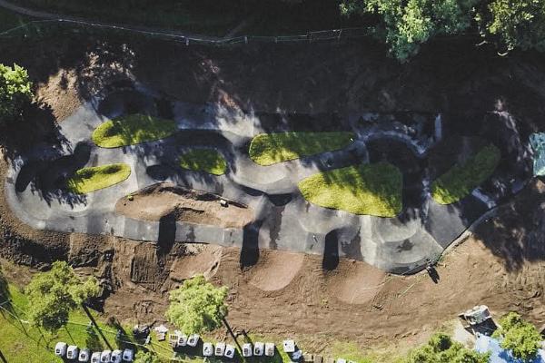 Äkkeküla spordi- ja puhkeala pumptrack Narvas