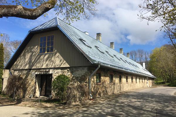 Harmoonikumi Mõisaproua söögituba (Herrgårdsfruns matsal)