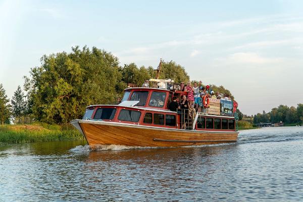 Vergnügungsfahrten auf die Insel Piirissaar mit M/I Alfa