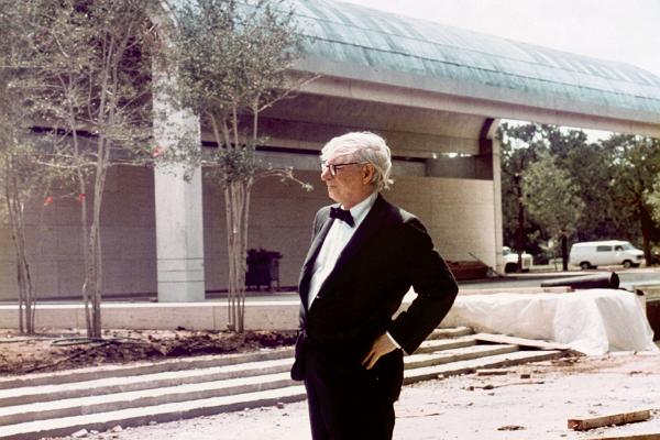 Den berömda arkitekten Louis Kahn med rötter från Estland firar 120 år