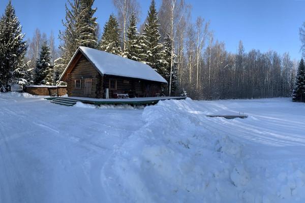 Kakulaane smoke sauna in winter