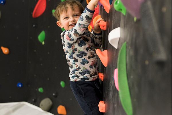 Ministry of Climbing Tartu and a little happy climber