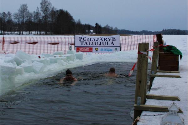 Pühajärve strand