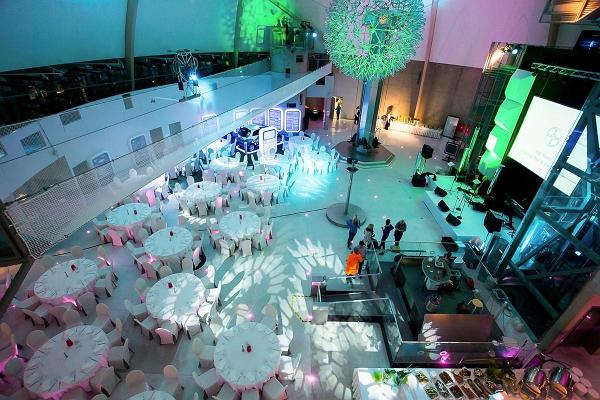 Gala-evenemang i vetenskapscentern AHHAA