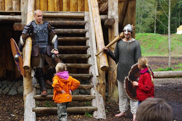 Экскурсия с гидом по Деревне викингов