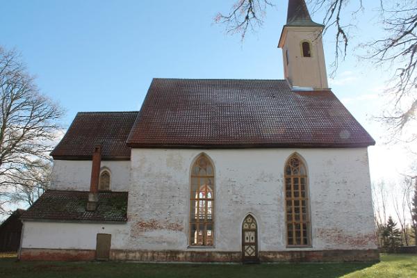 Rannu Church, side door