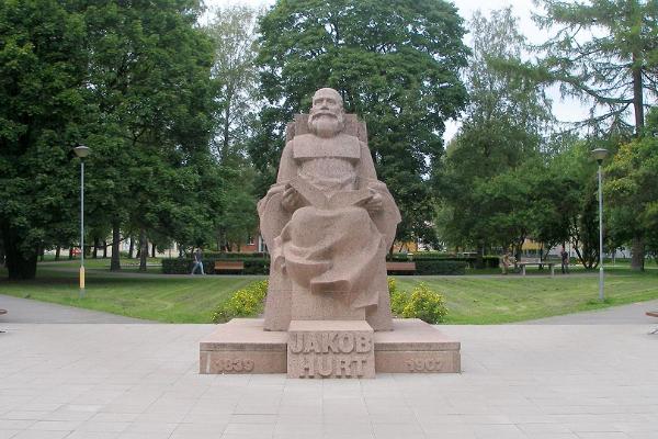 Памятник Якобу Хурту