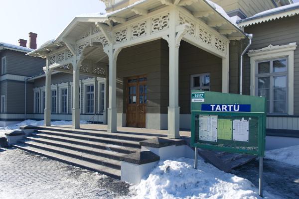 Bahnhof von Tartu im Winter