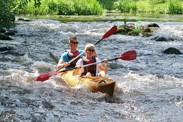 Kanot- och kajakturer på Võhandufloden