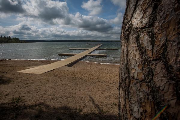 Lake Karujärv and beach