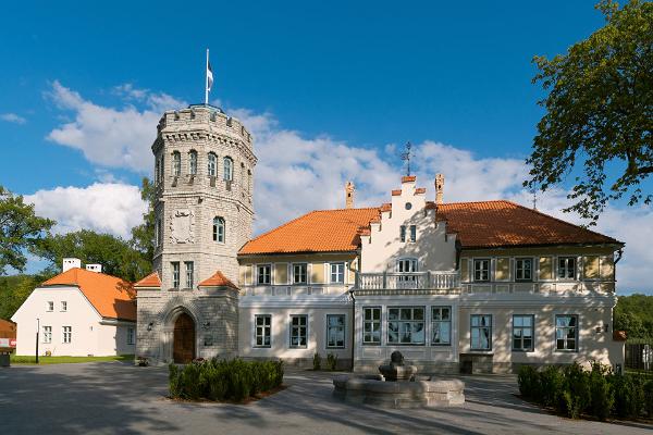 Estonian History Museum, shops