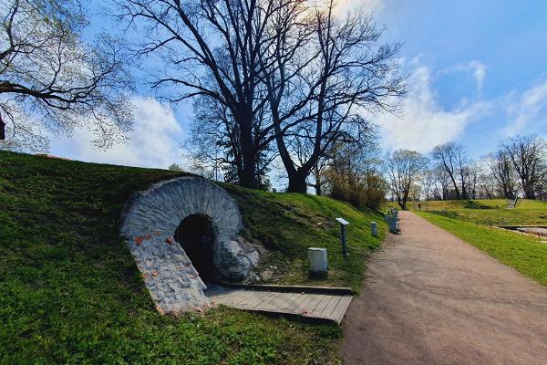 Guided tour ‘True stories and incredible legends in Pärnu’