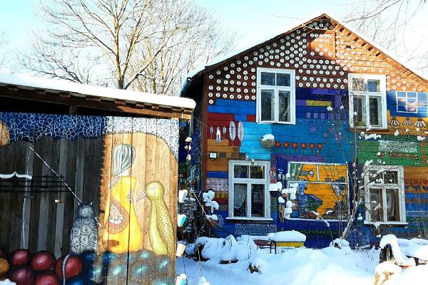 Tänavakunstituur Tartu vanalinnas, Kroonuaia ja Oa ristmik