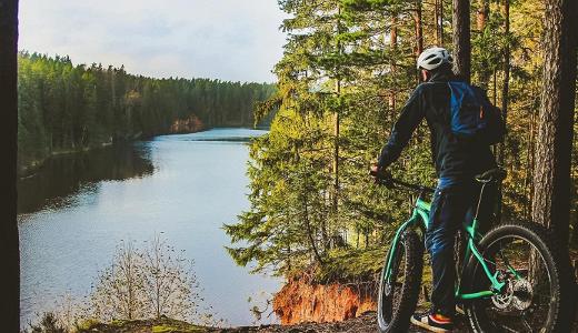Jalgrattamatkad, -ekskursiooni ja sobivad matkateed Eestis