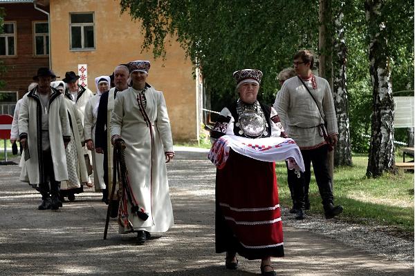 Guidad rundtur med en officiellt certifierad guide: pärlorna av Seto kultur: Setofolk i traditionell festlig folkdräkt