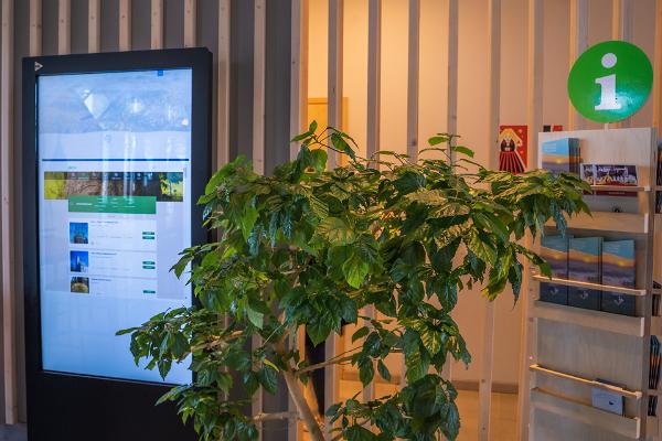 Electronic tourist information kiosk in the Tikupoiss restaurant 