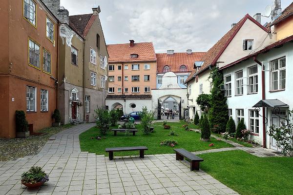 Romas Katoļu baznīcas Tallinas Sv. Pētera un Paula baznīca