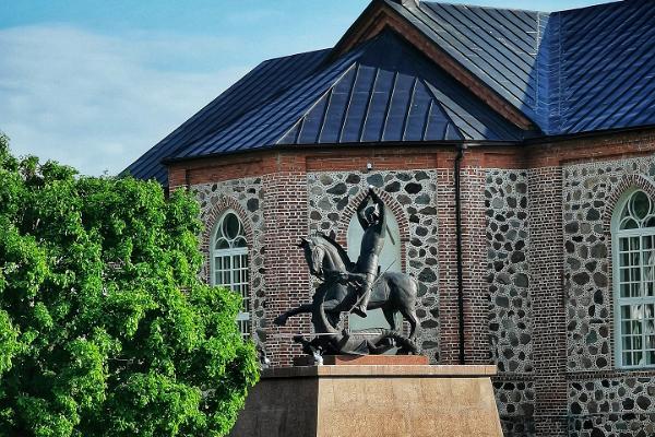 Igaunijas Kareivju Piemiņas baznīca Tori