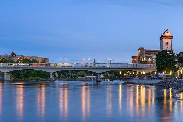 Narva linnus ja jõgi