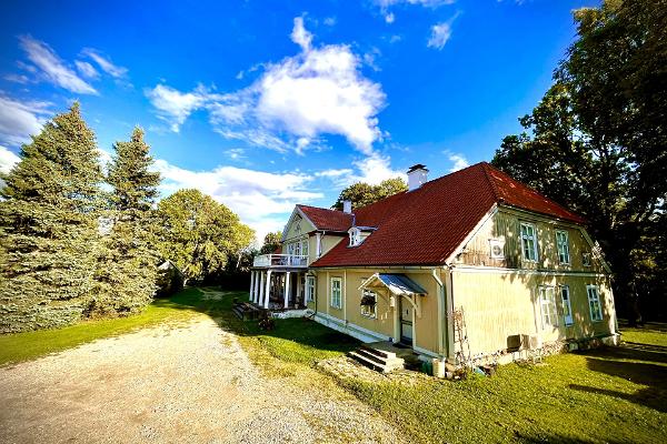 Varbla Museum i Uue-Varbla herrgård