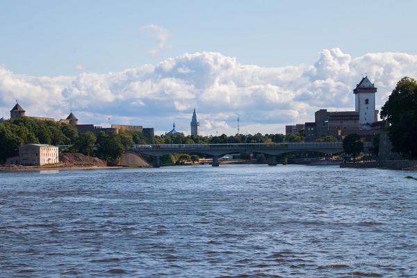 Narva River Tram