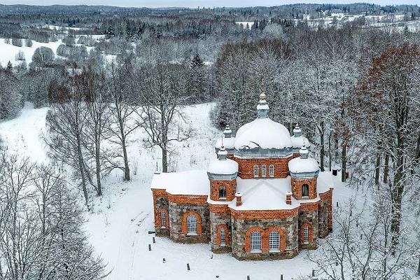 Ilmjärve kirik talvel