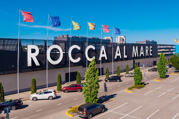 Торговый центр Rocca al Mare