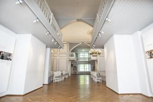 Tarton yliopiston museon valkoinen sali