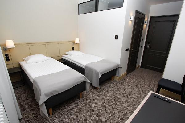 Hotel Coop: Zimmer mit zwei getrennten Betten