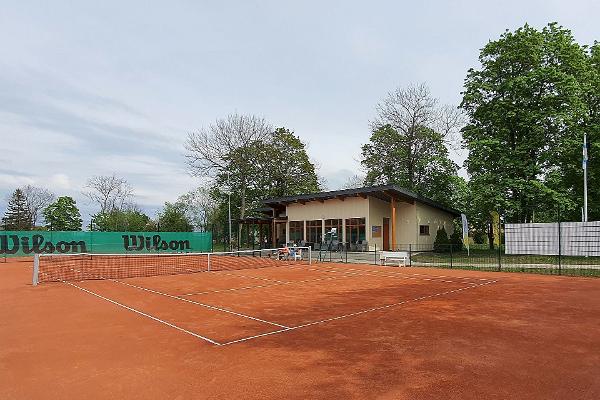 Haapsalu Krahviaia tennisekeskus