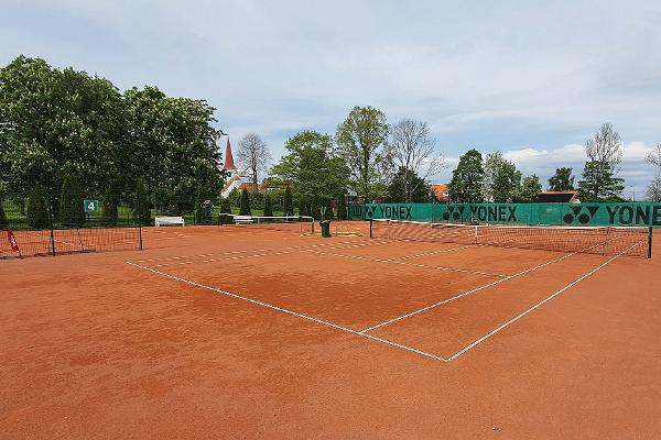 Haapsalu Krahviaia tennisekeskus