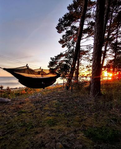 Erlebnisübernachtung in der Hängematte an Orten mit schöner Natur im Kreis Pärnu