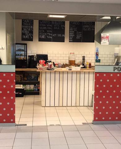 Cafe Poisi Eine in Pärnu Kaubamajakas shopping centre