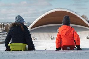 Winterzentrum am Sängerfestplatz Tallinn – Snowtubing und Schlittenhang